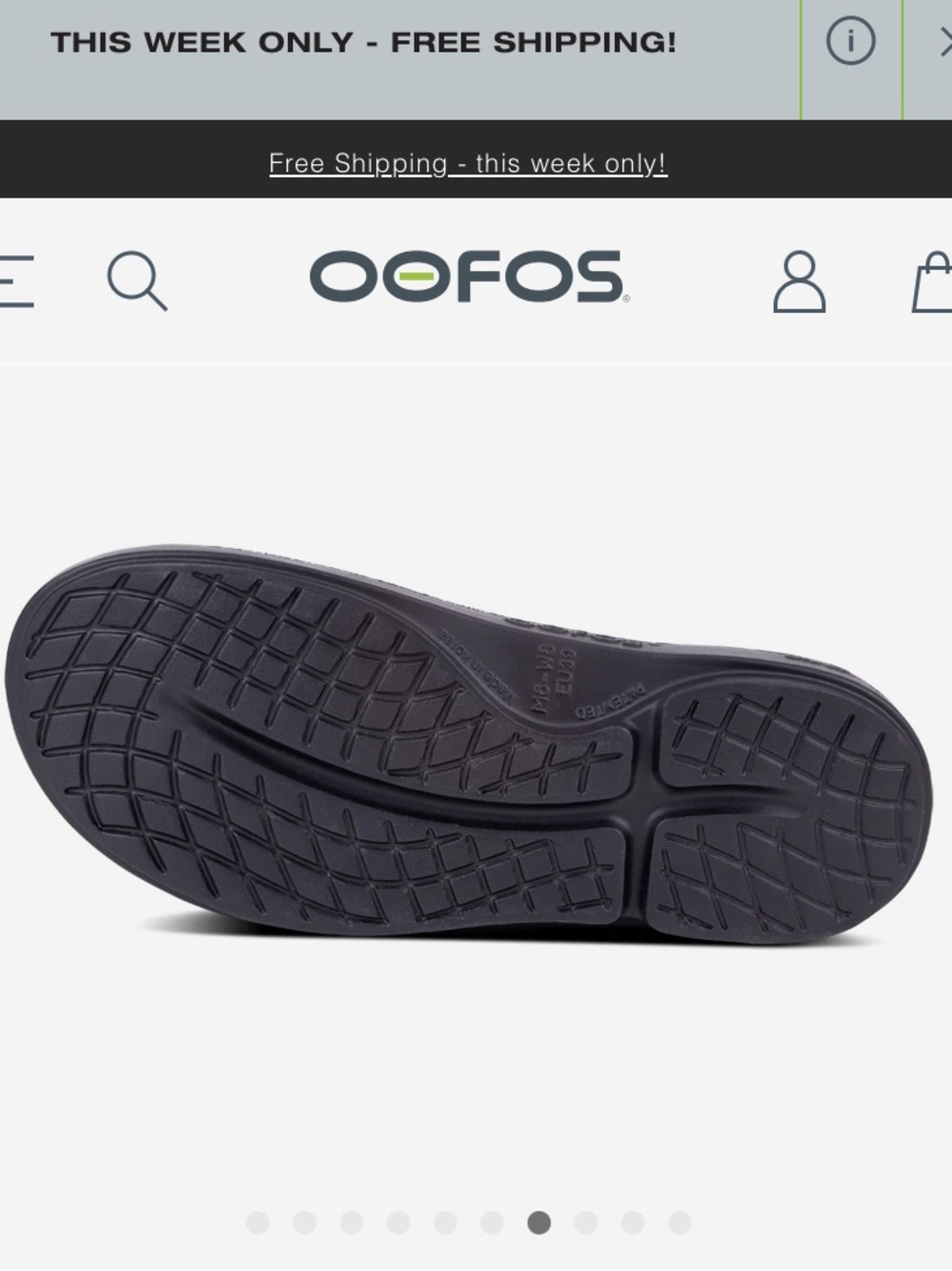 Runs  6.5 OOFOS OOCloog Women's Clog Slip-On in Black - Picture 6 of 6